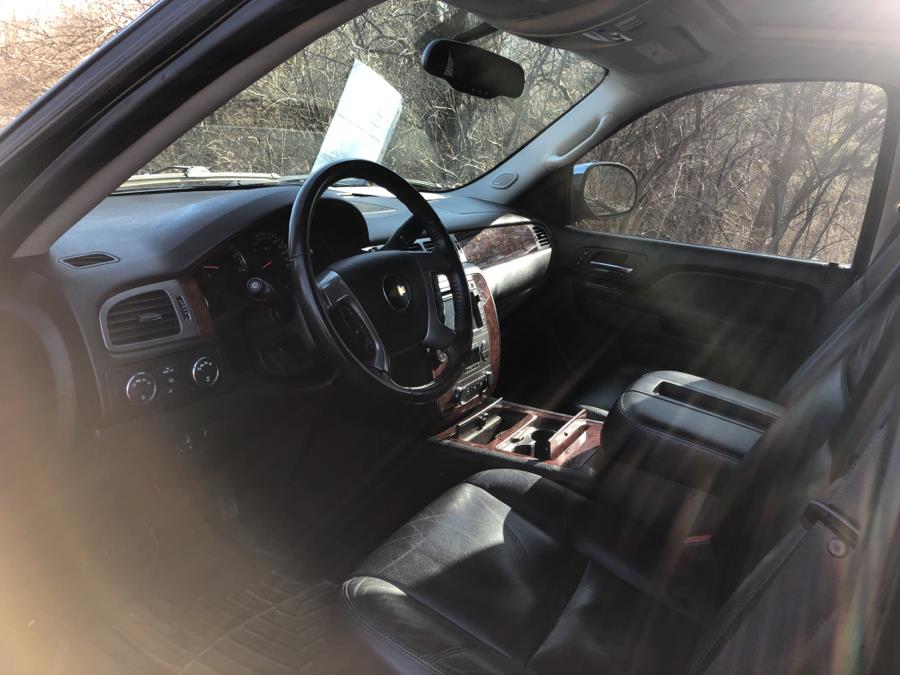 Used Chevrolet Suburban 4WD 4dr 1500 LTZ 2011 | Wholesale Direct Motors. Beavercreek, Ohio Used Chevrolet Suburban 4WD 4dr 1500 LTZ 2011 | Wholesale Direct Motors. Beavercreek, Ohio
