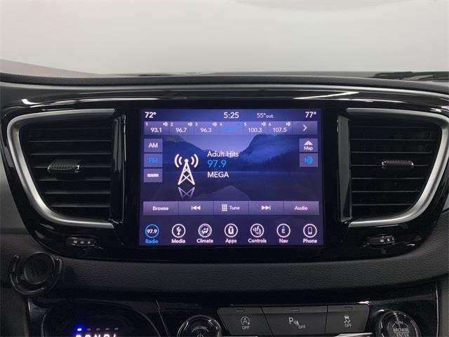 Used Chrysler Pacifica Touring L 2018 | Eastchester Motor Cars. Bronx, New York Used Chrysler Pacifica Touring L 2018 | Eastchester Motor Cars. Bronx, New York