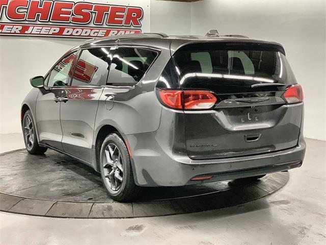 Used Chrysler Pacifica Touring L 2018 | Eastchester Motor Cars. Bronx, New York Used Chrysler Pacifica Touring L 2018 | Eastchester Motor Cars. Bronx, New York