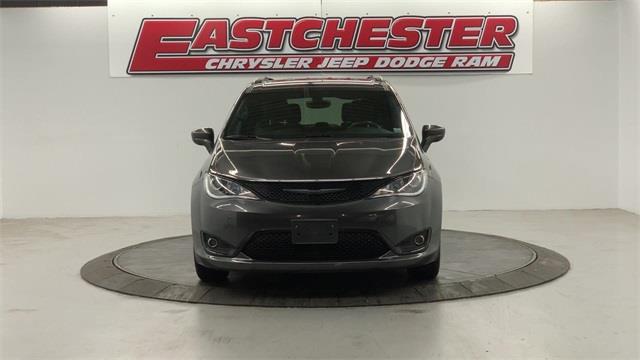 Used Chrysler Pacifica Touring L 2018 | Eastchester Motor Cars. Bronx, New York Used Chrysler Pacifica Touring L 2018 | Eastchester Motor Cars. Bronx, New York