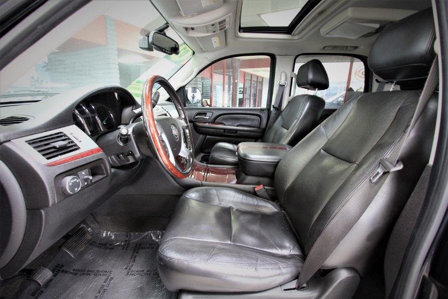 2007 Cadillac Escalade 2WD 4dr, available for sale in Garden Grove, California | 1 Stop Auto Mart Inc.. Garden Grove, California 2007 Cadillac Escalade 2WD 4dr, available for sale in Garden Grove, California | 1 Stop Auto Mart Inc.. Garden Grove, California