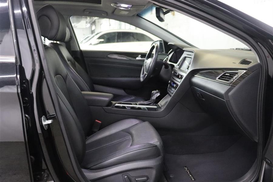 2015 Hyundai Sonata LIMITED, available for sale in Paterson, New Jersey | Fast Track Motors. Paterson, New Jersey 2015 Hyundai Sonata LIMITED, available for sale in Paterson, New Jersey | Fast Track Motors. Paterson, New Jersey