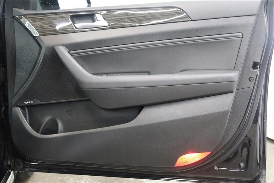 2015 Hyundai Sonata LIMITED, available for sale in Paterson, New Jersey | Fast Track Motors. Paterson, New Jersey 2015 Hyundai Sonata LIMITED, available for sale in Paterson, New Jersey | Fast Track Motors. Paterson, New Jersey