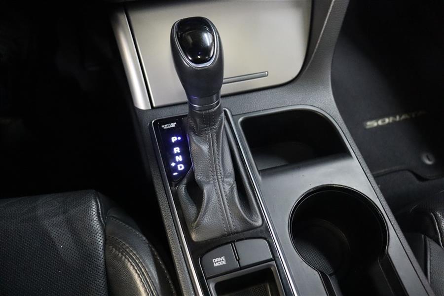 2015 Hyundai Sonata LIMITED, available for sale in Paterson, New Jersey | Fast Track Motors. Paterson, New Jersey 2015 Hyundai Sonata LIMITED, available for sale in Paterson, New Jersey | Fast Track Motors. Paterson, New Jersey