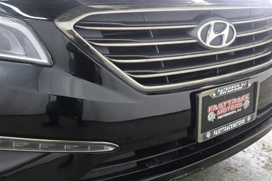 2015 Hyundai Sonata LIMITED, available for sale in Paterson, New Jersey | Fast Track Motors. Paterson, New Jersey 2015 Hyundai Sonata LIMITED, available for sale in Paterson, New Jersey | Fast Track Motors. Paterson, New Jersey