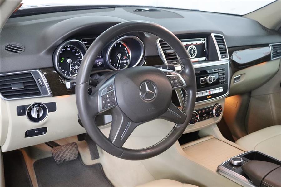 Used Mercedes-benz Ml 350 4MATIC 2015 | Fast Track Motors. Paterson, New Jersey Used Mercedes-benz Ml 350 4MATIC 2015 | Fast Track Motors. Paterson, New Jersey
