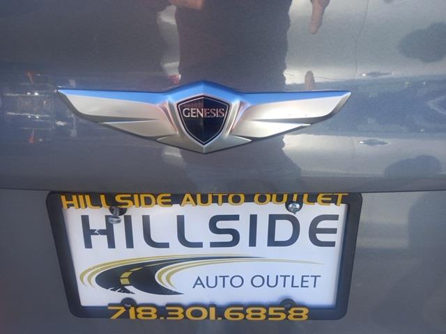 Used Hyundai Genesis 3.8 2016 | Hillside Auto Outlet. Jamaica, New York Used Hyundai Genesis 3.8 2016 | Hillside Auto Outlet. Jamaica, New York