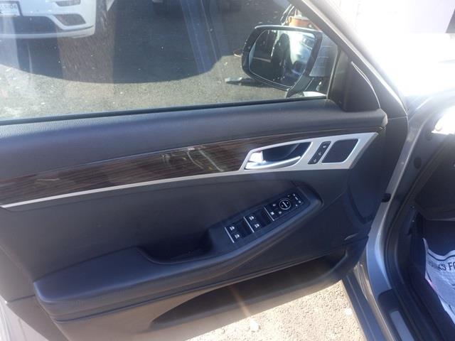 Used Hyundai Genesis 3.8 2016 | Hillside Auto Outlet. Jamaica, New York Used Hyundai Genesis 3.8 2016 | Hillside Auto Outlet. Jamaica, New York