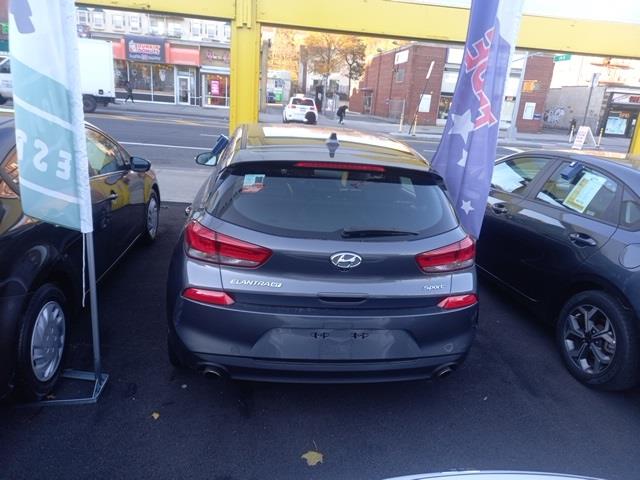 Used Hyundai Elantra Gt Sport 2018 | Hillside Auto Outlet. Jamaica, New York Used Hyundai Elantra Gt Sport 2018 | Hillside Auto Outlet. Jamaica, New York