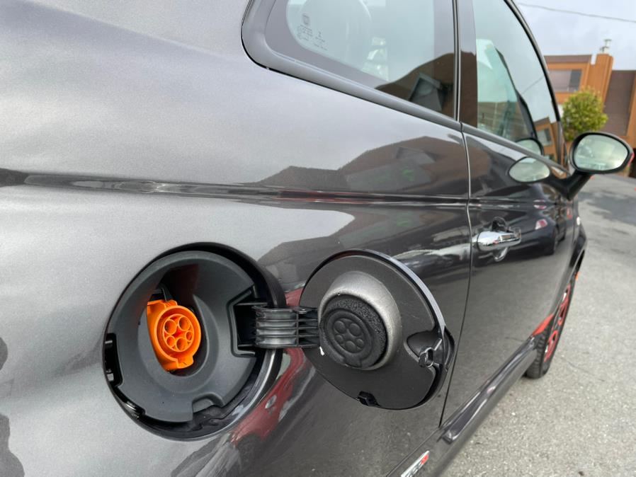 Used FIAT 500e eSport & Moonroof Pkg 2018 | Green Light Auto Wholesale. Daly City, California Used FIAT 500e eSport & Moonroof Pkg 2018 | Green Light Auto Wholesale. Daly City, California