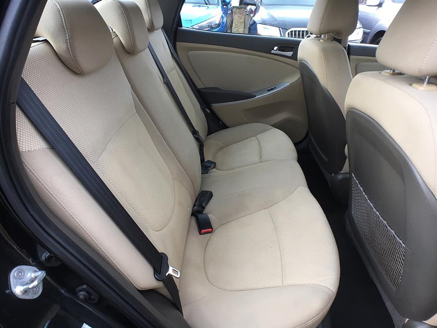 Used Hyundai Accent 4dr Sdn Auto GLS 2013 | Smart Buy Auto Sales, LLC. Wallingford, Connecticut Used Hyundai Accent 4dr Sdn Auto GLS 2013 | Smart Buy Auto Sales, LLC. Wallingford, Connecticut