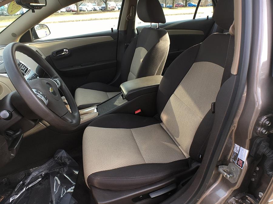 Used Chevrolet Malibu 4dr Sdn LS w/1LS 2012 | Smart Buy Auto Sales, LLC. Wallingford, Connecticut Used Chevrolet Malibu 4dr Sdn LS w/1LS 2012 | Smart Buy Auto Sales, LLC. Wallingford, Connecticut