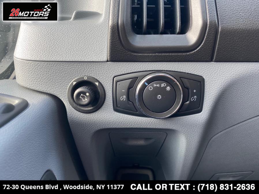 Used Ford Transit Passenger Wagon T-350 148" Med Roof XL Sliding RH Dr 2018 | 26 Motors Queens. Woodside, New York Used Ford Transit Passenger Wagon T-350 148" Med Roof XL Sliding RH Dr 2018 | 26 Motors Queens. Woodside, New York