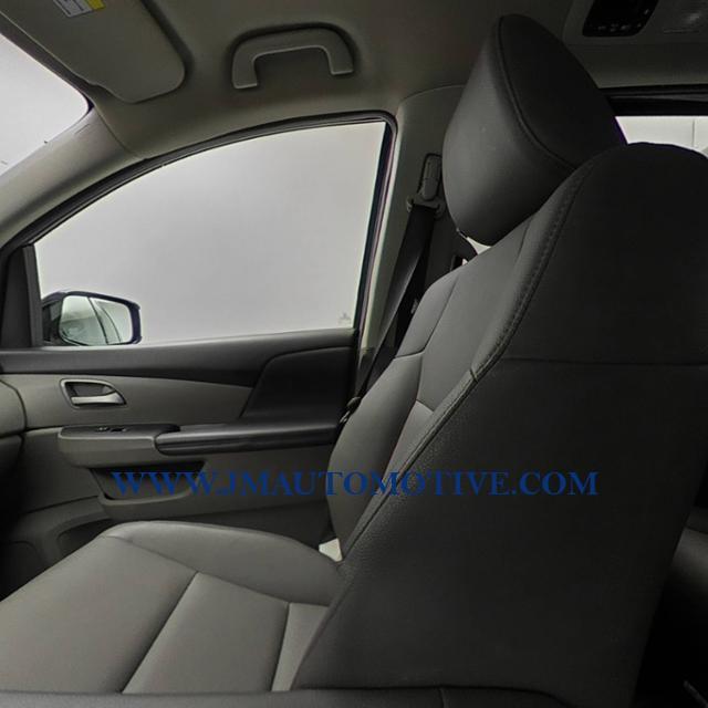 2013 Honda Odyssey 5dr Touring, available for sale in Naugatuck, Connecticut | J&M Automotive Sls&Svc LLC. Naugatuck, Connecticut 2013 Honda Odyssey 5dr Touring, available for sale in Naugatuck, Connecticut | J&M Automotive Sls&Svc LLC. Naugatuck, Connecticut