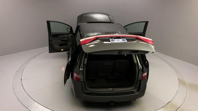 2013 Honda Odyssey 5dr Touring, available for sale in Naugatuck, Connecticut | J&M Automotive Sls&Svc LLC. Naugatuck, Connecticut 2013 Honda Odyssey 5dr Touring, available for sale in Naugatuck, Connecticut | J&M Automotive Sls&Svc LLC. Naugatuck, Connecticut