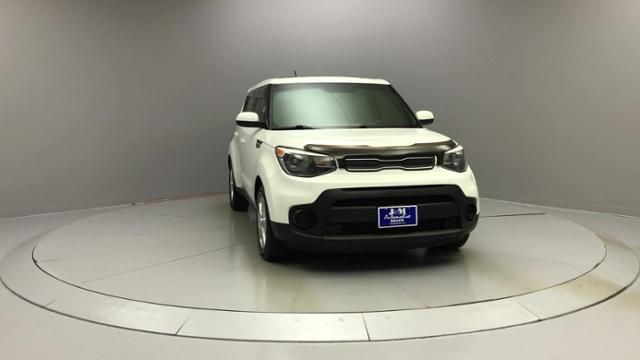 Used Kia Soul Base Auto 2017 | J&M Automotive Sls&Svc LLC. Naugatuck, Connecticut Used Kia Soul Base Auto 2017 | J&M Automotive Sls&Svc LLC. Naugatuck, Connecticut