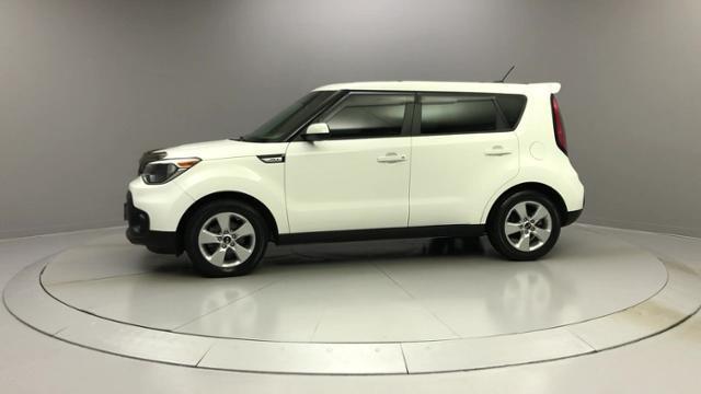 Used Kia Soul Base Auto 2017 | J&M Automotive Sls&Svc LLC. Naugatuck, Connecticut Used Kia Soul Base Auto 2017 | J&M Automotive Sls&Svc LLC. Naugatuck, Connecticut