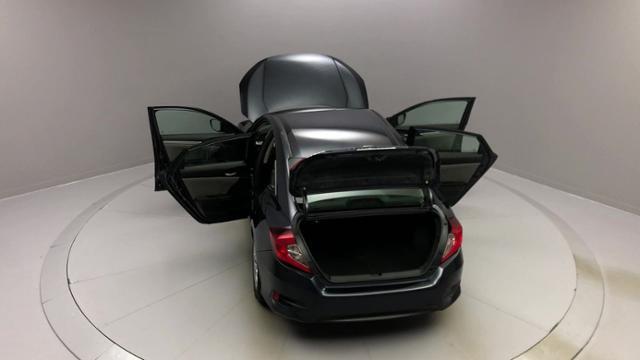 Used Honda Civic 4dr CVT LX 2016 | J&M Automotive Sls&Svc LLC. Naugatuck, Connecticut Used Honda Civic 4dr CVT LX 2016 | J&M Automotive Sls&Svc LLC. Naugatuck, Connecticut