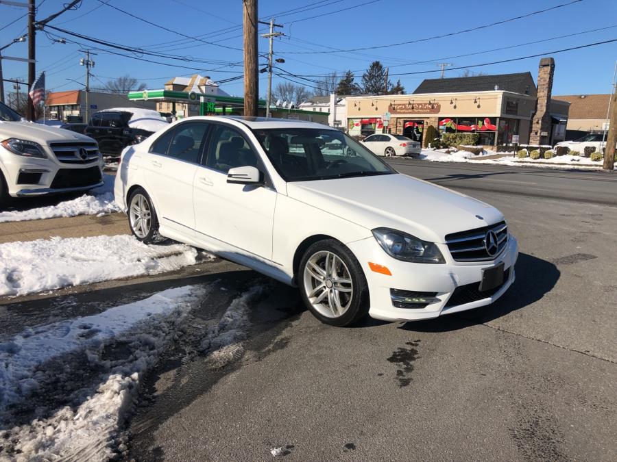 Used Mercedes-Benz C-Class 4dr Sdn C300 Sport 4MATIC 2014 | Signature Auto Sales. Franklin Square, New York Used Mercedes-Benz C-Class 4dr Sdn C300 Sport 4MATIC 2014 | Signature Auto Sales. Franklin Square, New York
