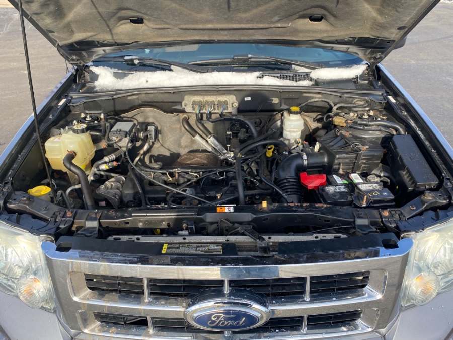 Used Ford Escape FWD 4dr I4 Auto XLT 2008 | Marsh Auto Sales LLC. Ortonville, Michigan Used Ford Escape FWD 4dr I4 Auto XLT 2008 | Marsh Auto Sales LLC. Ortonville, Michigan