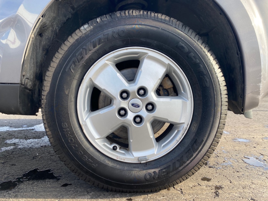 Used Ford Escape FWD 4dr I4 Auto XLT 2008 | Marsh Auto Sales LLC. Ortonville, Michigan Used Ford Escape FWD 4dr I4 Auto XLT 2008 | Marsh Auto Sales LLC. Ortonville, Michigan