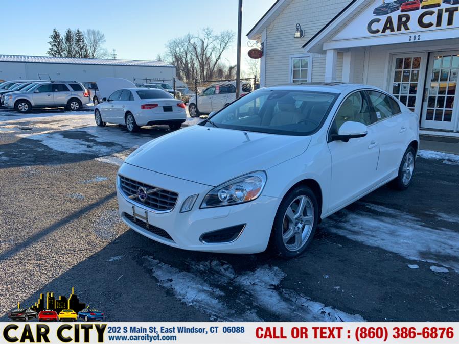 Used Volvo S60 4dr Sdn T5 Premier Plus AWD 2013 | Car City LLC. East Windsor, Connecticut
