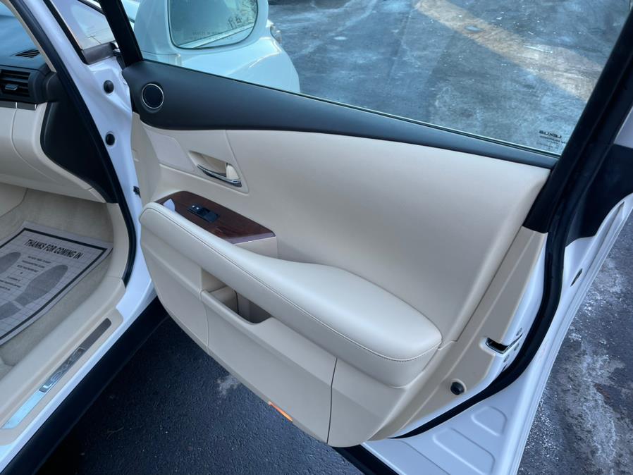 Used Lexus RX 350 AWD 4dr F Sport 2013 | Auto Match LLC. Waterbury, Connecticut Used Lexus RX 350 AWD 4dr F Sport 2013 | Auto Match LLC. Waterbury, Connecticut