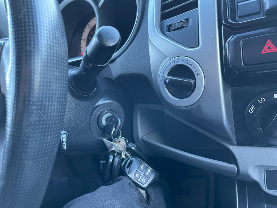 Used Toyota Tacoma 4WD Double Cab V6 AT (Natl) 2014 | Auto Match LLC. Waterbury, Connecticut Used Toyota Tacoma 4WD Double Cab V6 AT (Natl) 2014 | Auto Match LLC. Waterbury, Connecticut