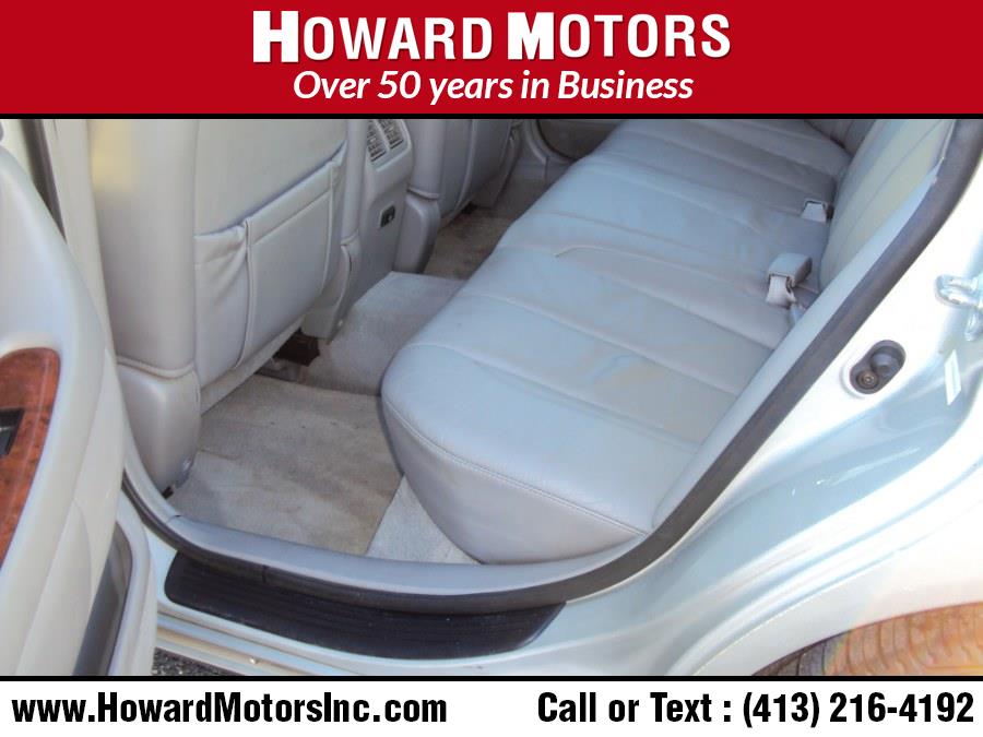 Used Toyota Avalon 4dr Sdn XLS w/Bucket Seats 2003 | Howard Motors. Springfield, Massachusetts Used Toyota Avalon 4dr Sdn XLS w/Bucket Seats 2003 | Howard Motors. Springfield, Massachusetts
