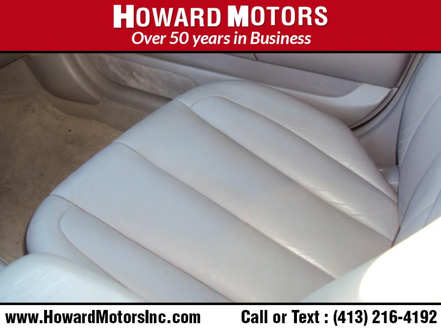 Used Toyota Avalon 4dr Sdn XLS w/Bucket Seats 2003 | Howard Motors. Springfield, Massachusetts Used Toyota Avalon 4dr Sdn XLS w/Bucket Seats 2003 | Howard Motors. Springfield, Massachusetts