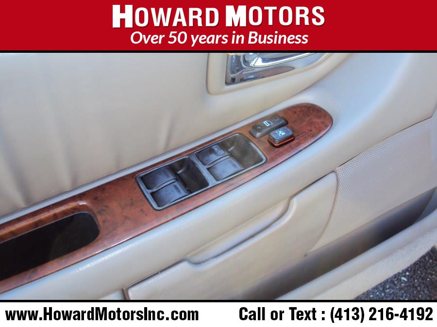 Used Toyota Avalon 4dr Sdn XLS w/Bucket Seats 2003 | Howard Motors. Springfield, Massachusetts Used Toyota Avalon 4dr Sdn XLS w/Bucket Seats 2003 | Howard Motors. Springfield, Massachusetts