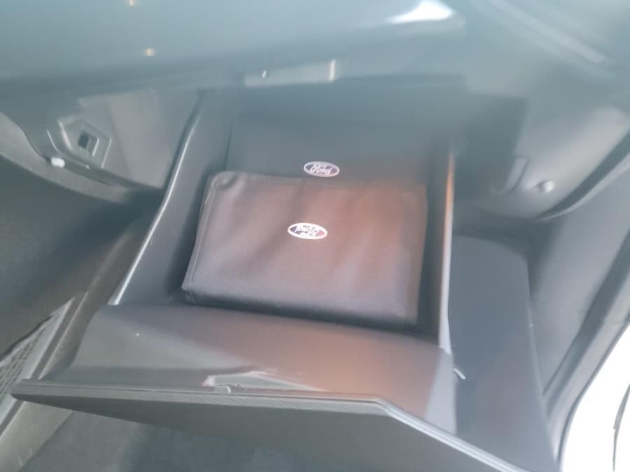 Used Ford Escape Titanium 4WD 2017 | Supreme Automotive. New Britain, Connecticut Used Ford Escape Titanium 4WD 2017 | Supreme Automotive. New Britain, Connecticut