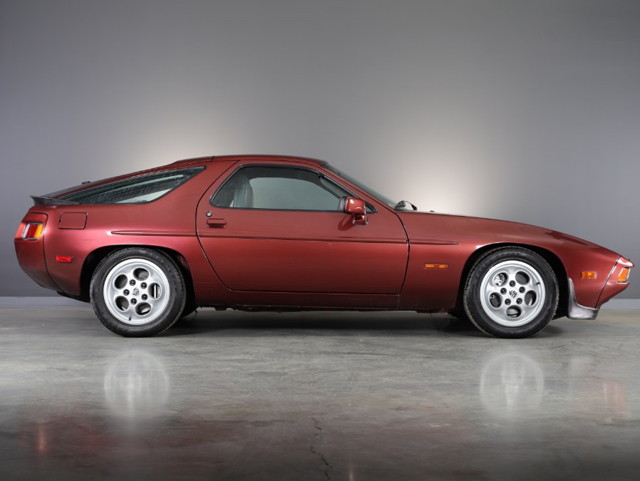 1985 Porsche 928 S, available for sale in North Salem, New York | Meccanic Shop North Inc. North Salem, New York 1985 Porsche 928 S, available for sale in North Salem, New York | Meccanic Shop North Inc. North Salem, New York