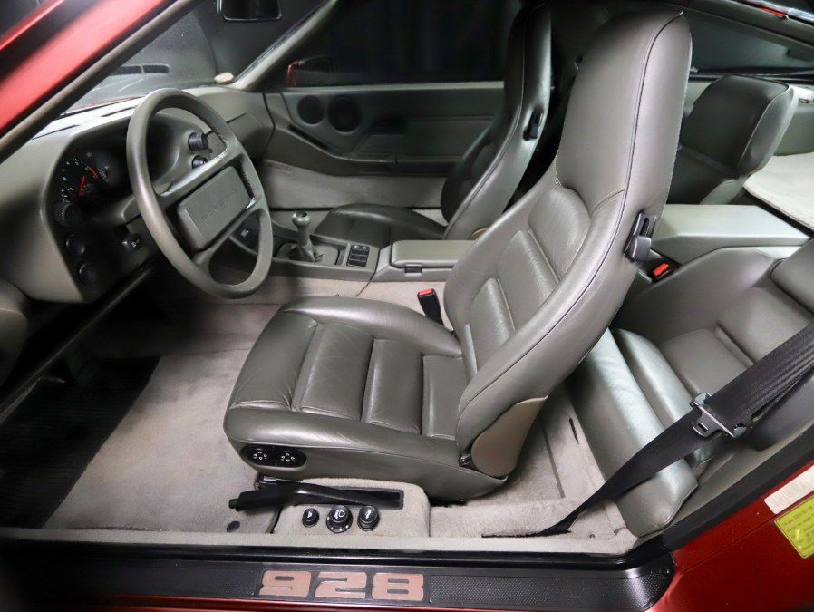 1985 Porsche 928 S, available for sale in North Salem, New York | Meccanic Shop North Inc. North Salem, New York 1985 Porsche 928 S, available for sale in North Salem, New York | Meccanic Shop North Inc. North Salem, New York