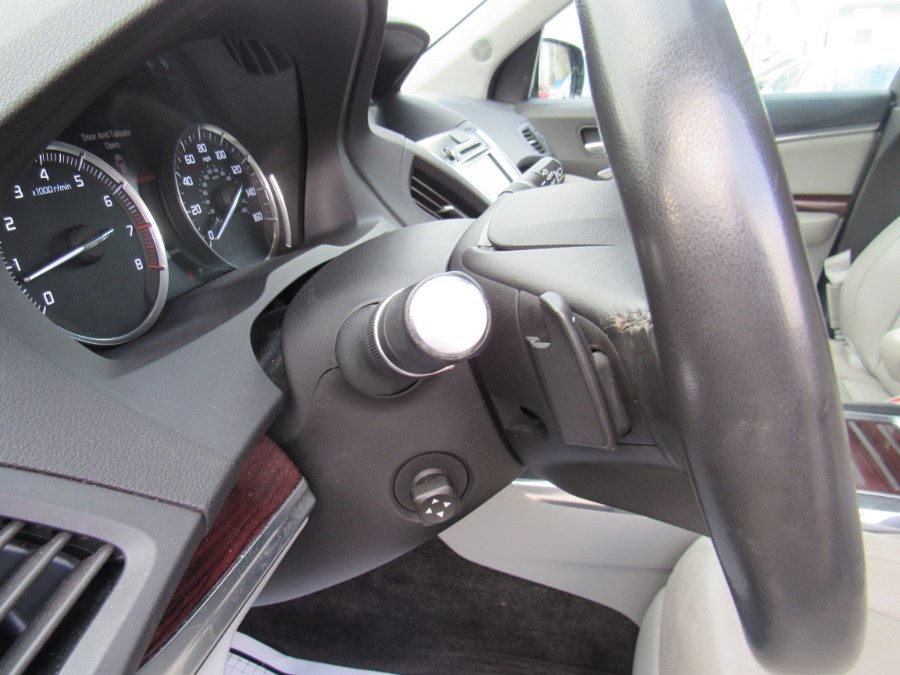 2014 Acura MDX Advance/Entertainment Pkg, available for sale in Worcester, Massachusetts | Hilario's Auto Sales Inc.. Worcester, Massachusetts 2014 Acura MDX Advance/Entertainment Pkg, available for sale in Worcester, Massachusetts | Hilario's Auto Sales Inc.. Worcester, Massachusetts