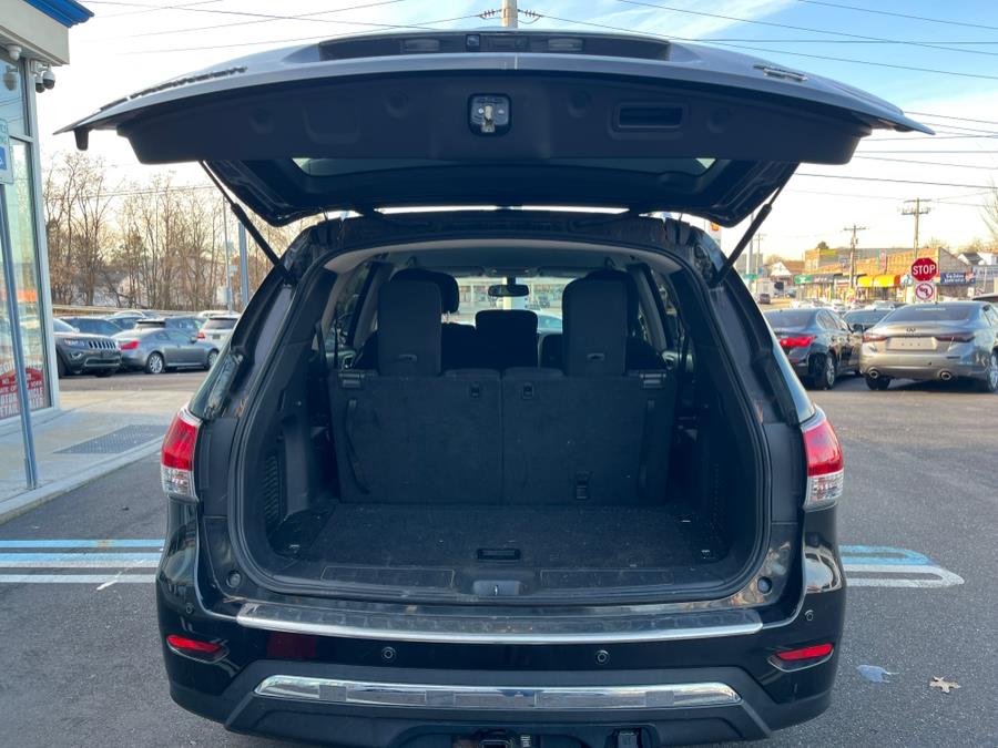 2016 Nissan Pathfinder SV . CLEAN CARFAX!!!, available for sale in Rosedale, New York | Sunrise Auto Sales. Rosedale, New York 2016 Nissan Pathfinder SV . CLEAN CARFAX!!!, available for sale in Rosedale, New York | Sunrise Auto Sales. Rosedale, New York