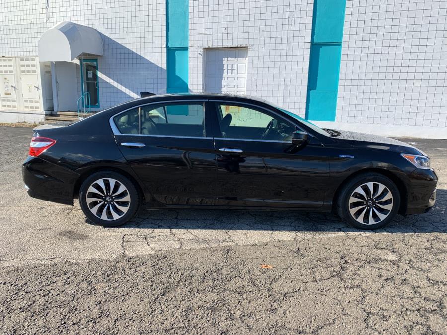 2017 Honda Accord Hybrid EX-L Sedan, available for sale in Milford, Connecticut | Dealertown Auto Wholesalers. Milford, Connecticut