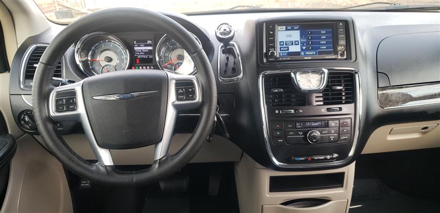 Used Chrysler Town & Country 4dr Wgn Touring 2011 | Victoria Preowned Autos Inc. Little Ferry, New Jersey Used Chrysler Town & Country 4dr Wgn Touring 2011 | Victoria Preowned Autos Inc. Little Ferry, New Jersey