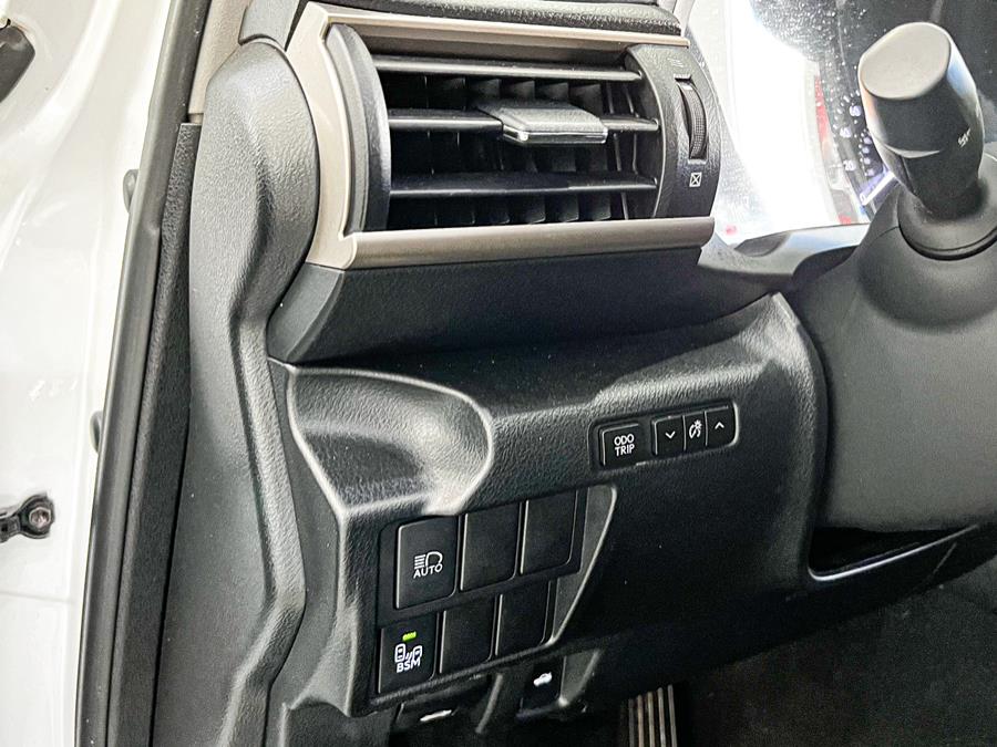 Used Lexus IS IS 300 AWD 2017 | Luxury Motor Club. Franklin Square, New York Used Lexus IS IS 300 AWD 2017 | Luxury Motor Club. Franklin Square, New York