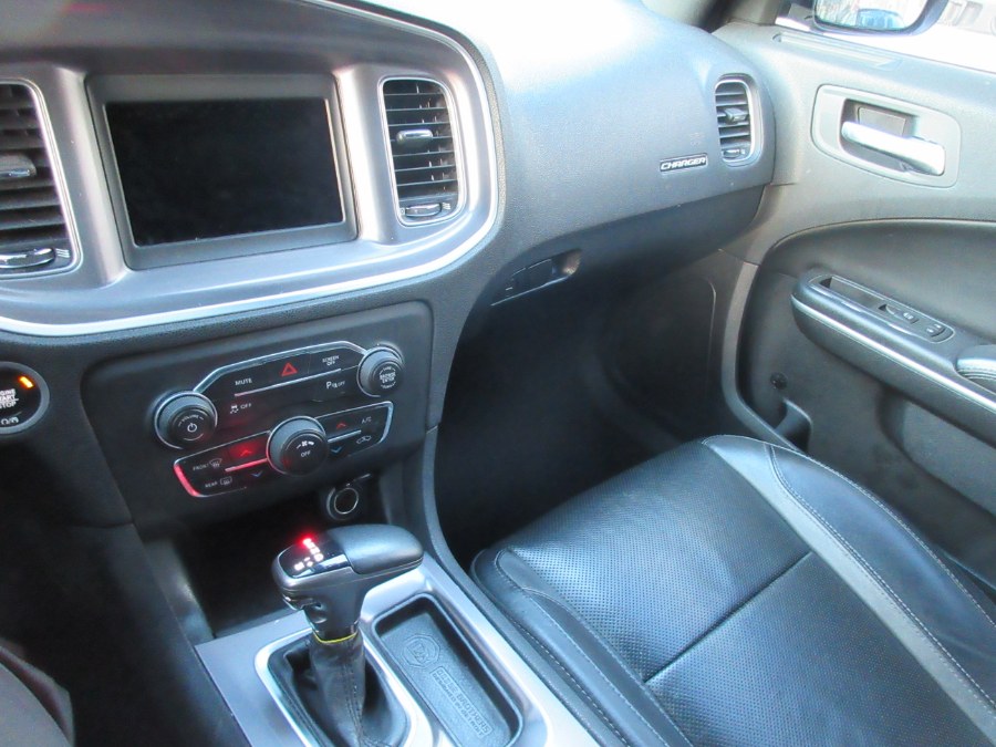2019 Dodge Charger SXT RWD, available for sale in Linden, New Jersey | Route 27 Auto Mall. Linden, New Jersey 2019 Dodge Charger SXT RWD, available for sale in Linden, New Jersey | Route 27 Auto Mall. Linden, New Jersey