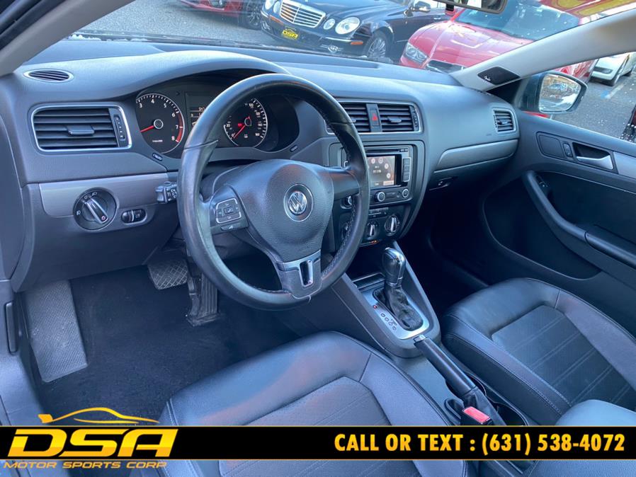 2013 Volkswagen Jetta Sedan 4dr Auto SEL w/Nav PZEV, available for sale in Commack, New York | DSA Motor Sports Corp. Commack, New York 2013 Volkswagen Jetta Sedan 4dr Auto SEL w/Nav PZEV, available for sale in Commack, New York | DSA Motor Sports Corp. Commack, New York