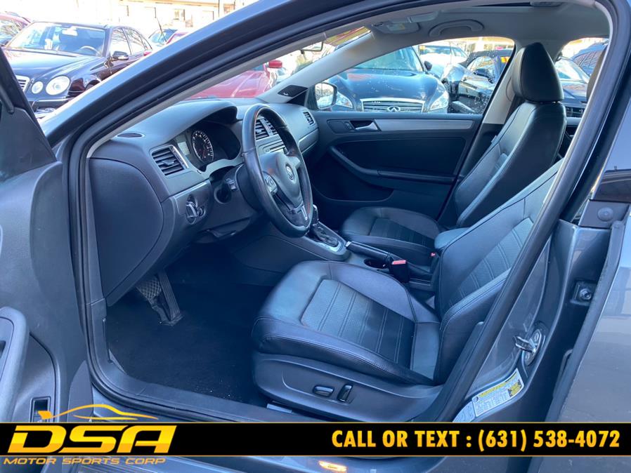 2013 Volkswagen Jetta Sedan 4dr Auto SEL w/Nav PZEV, available for sale in Commack, New York | DSA Motor Sports Corp. Commack, New York 2013 Volkswagen Jetta Sedan 4dr Auto SEL w/Nav PZEV, available for sale in Commack, New York | DSA Motor Sports Corp. Commack, New York