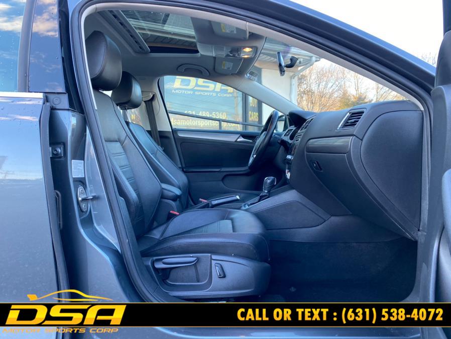 2013 Volkswagen Jetta Sedan 4dr Auto SEL w/Nav PZEV, available for sale in Commack, New York | DSA Motor Sports Corp. Commack, New York 2013 Volkswagen Jetta Sedan 4dr Auto SEL w/Nav PZEV, available for sale in Commack, New York | DSA Motor Sports Corp. Commack, New York