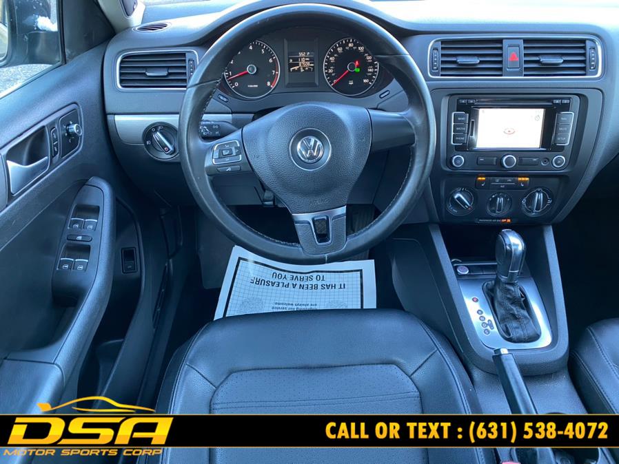 Used Volkswagen Jetta Sedan 4dr Auto SEL w/Nav PZEV 2013 | DSA Motor Sports Corp. Commack, New York