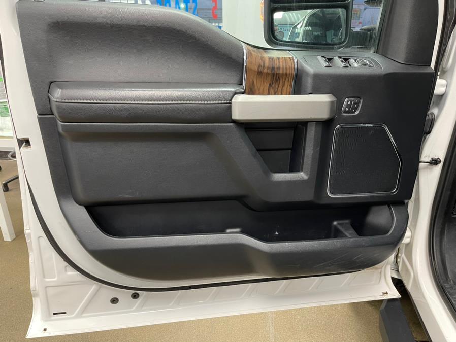 2019 Ford F-150 LARIAT 4WD SuperCrew 6.5'' Box, available for sale in Inwood, New York | 5 Towns Drive. Inwood, New York 2019 Ford F-150 LARIAT 4WD SuperCrew 6.5'' Box, available for sale in Inwood, New York | 5 Towns Drive. Inwood, New York