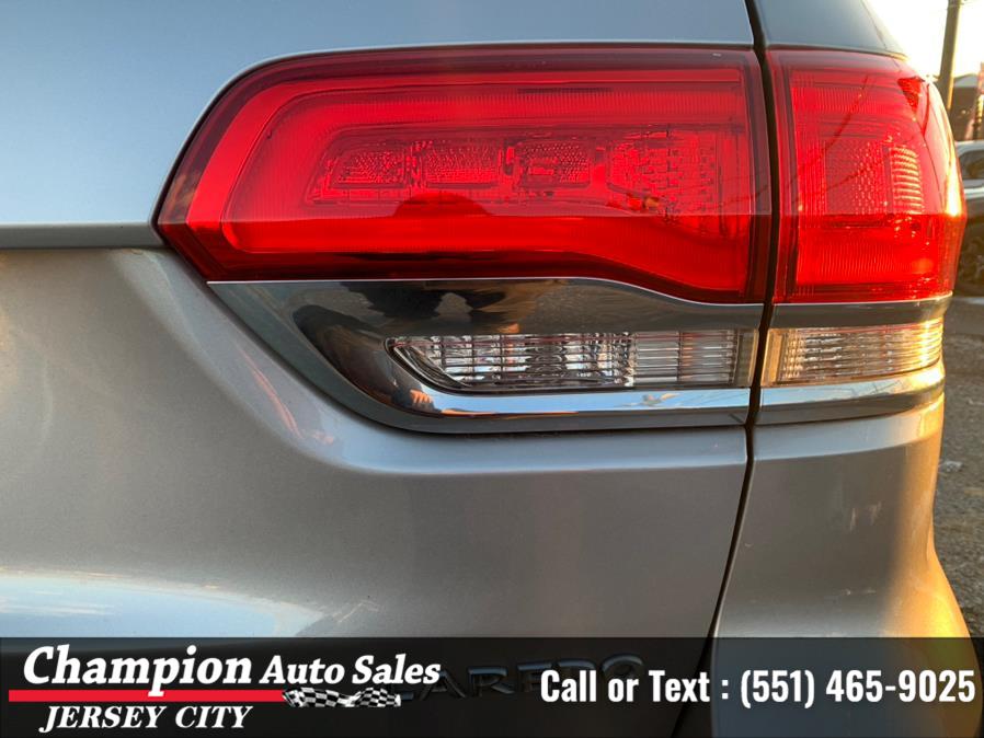 Used Jeep Grand Cherokee Laredo 4x4 *Ltd Avail* 2018 | Champion Auto Sales of JC. Jersey City, New Jersey Used Jeep Grand Cherokee Laredo 4x4 *Ltd Avail* 2018 | Champion Auto Sales of JC. Jersey City, New Jersey