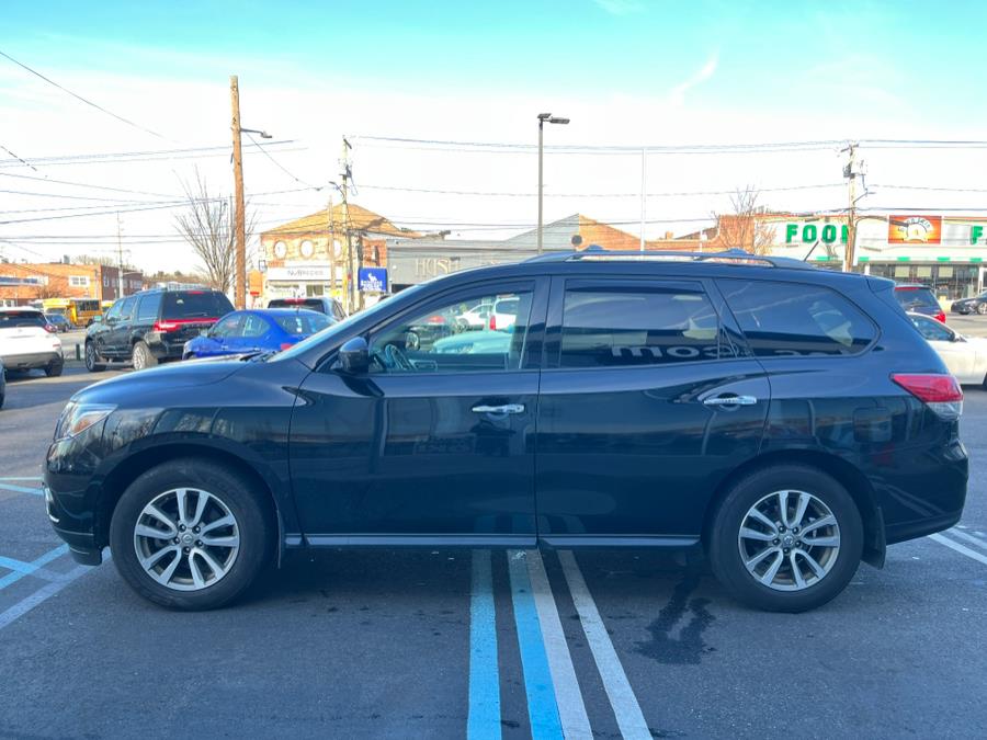 2016 Nissan Pathfinder SV . CLEAN CARFAX!!!, available for sale in Elmont, New York | Sunrise of Elmont. Elmont, New York 2016 Nissan Pathfinder SV . CLEAN CARFAX!!!, available for sale in Elmont, New York | Sunrise of Elmont. Elmont, New York