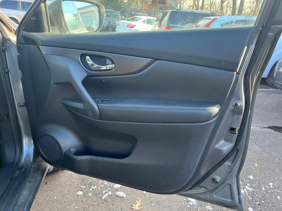 2014 Nissan Rogue AWD 4dr SV . 1 OWNER CLEAN CARFAX!!!, available for sale in Elmont, New York | Sunrise of Elmont. Elmont, New York 2014 Nissan Rogue AWD 4dr SV . 1 OWNER CLEAN CARFAX!!!, available for sale in Elmont, New York | Sunrise of Elmont. Elmont, New York