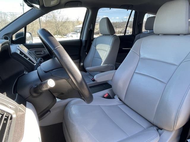 Used Honda Pilot EX-L 2018 | Blasius Federal Road. Brookfield, Connecticut Used Honda Pilot EX-L 2018 | Blasius Federal Road. Brookfield, Connecticut