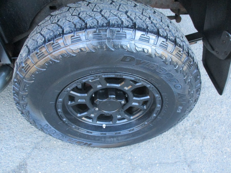 Used HUMMER H3 H3 AWD 2008 | Cos Central Auto. Meriden, Connecticut Used HUMMER H3 H3 AWD 2008 | Cos Central Auto. Meriden, Connecticut